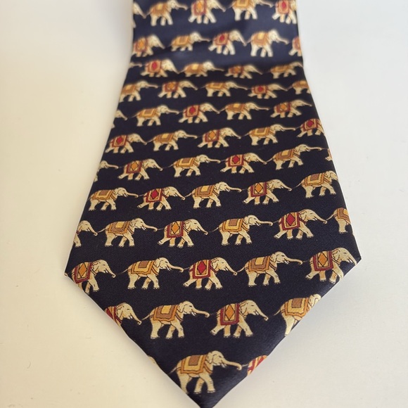 Jim Thompson Elephant Themed Made in Thailand Silk Tie - Picture 3 of 7